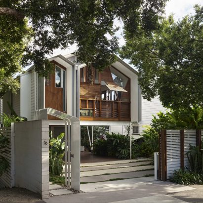 New Farm House by Tim Bennetton Architects