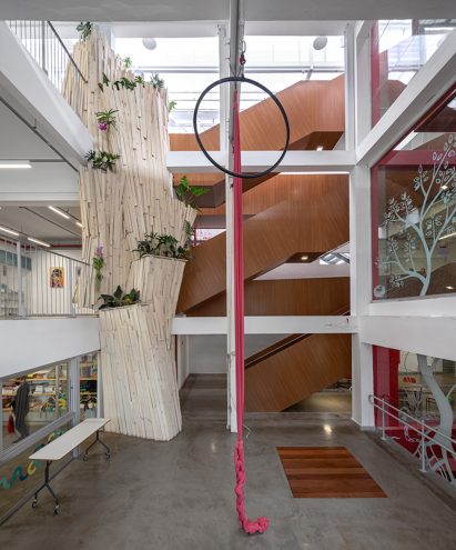 Tree installation