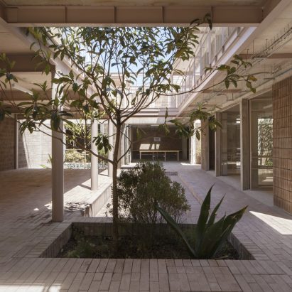 PILARES Pedro Vélez by Rozana Montiel Estudio de Arquitectura