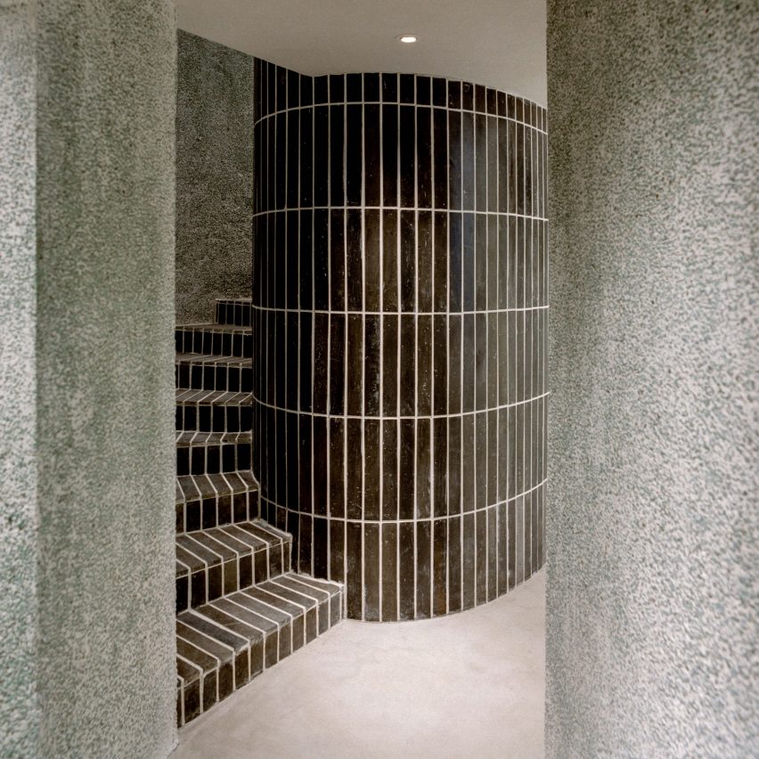 Common Zhang Clothing Store by Offhand Practice