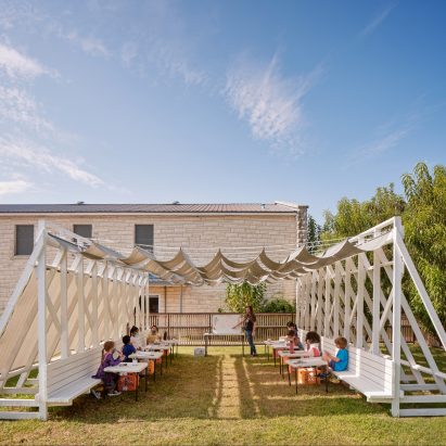 Temporary Tiger by Murray Legge Architecture