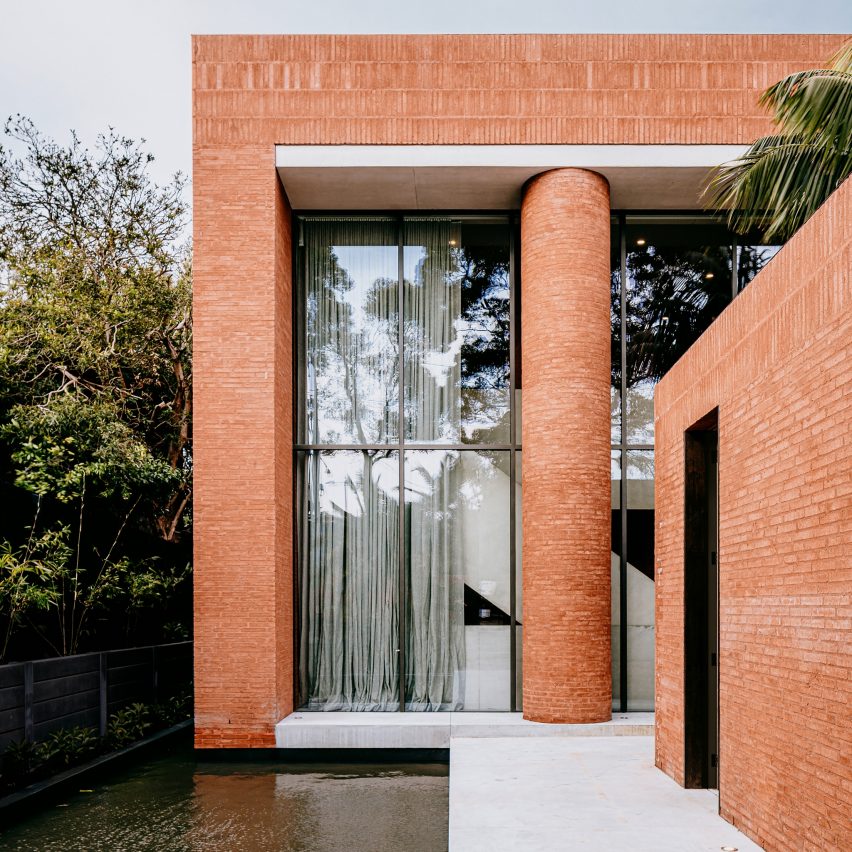 B.E. Architecture