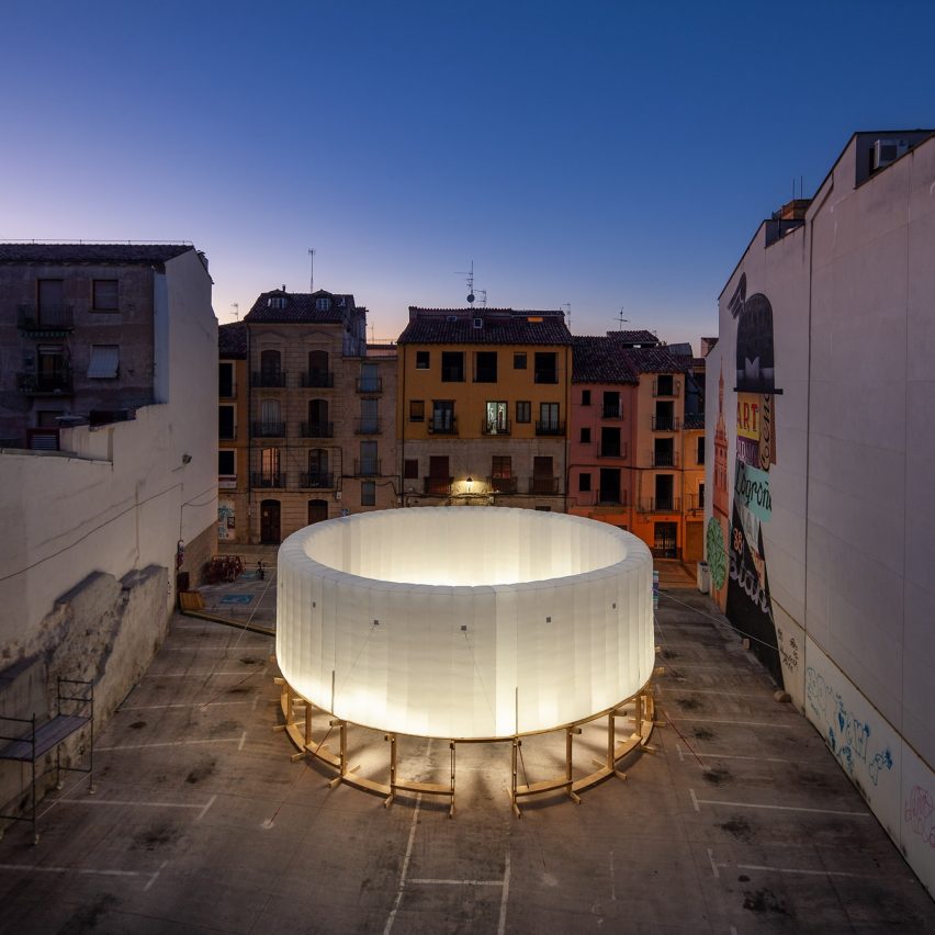 Air Square by Kogaa
