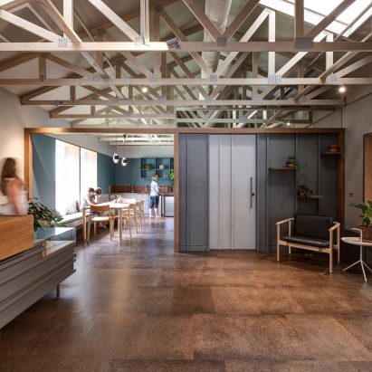 Flow Yoga by Craig Tan Architects