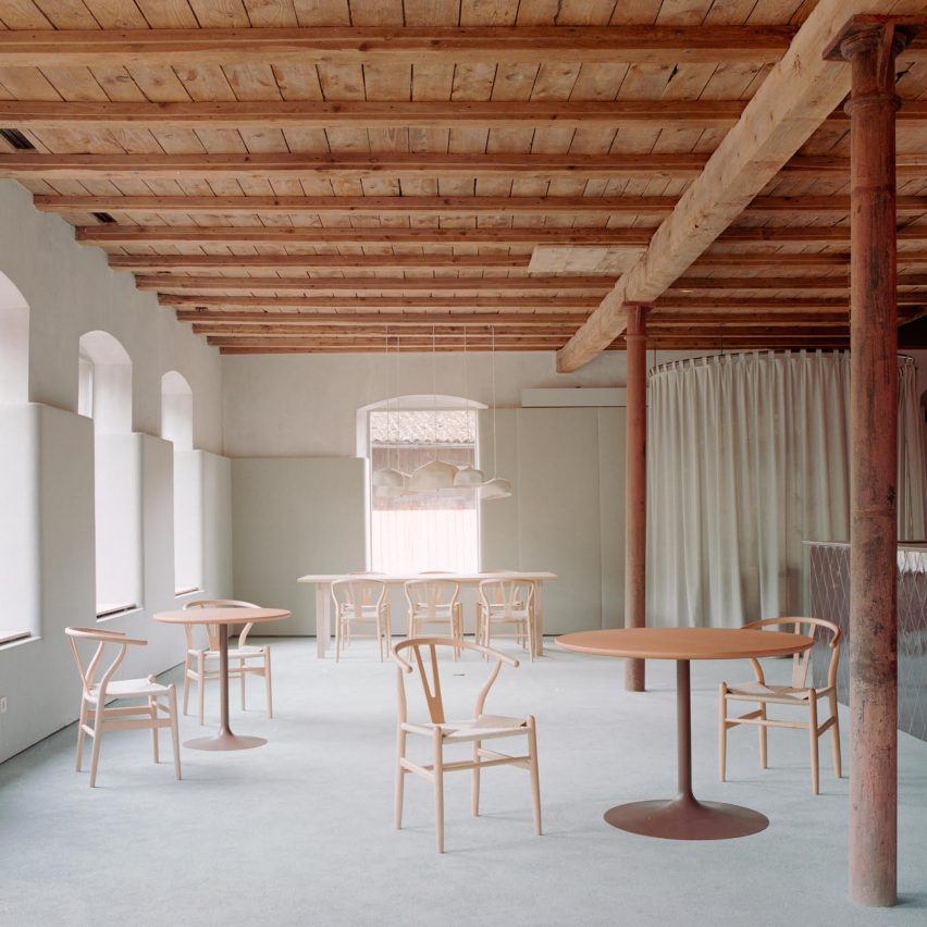 1850s Carpentry Converted into a Gastronomic Restaurant