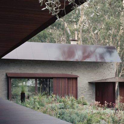 House at Flat Rock by Billy Maynard