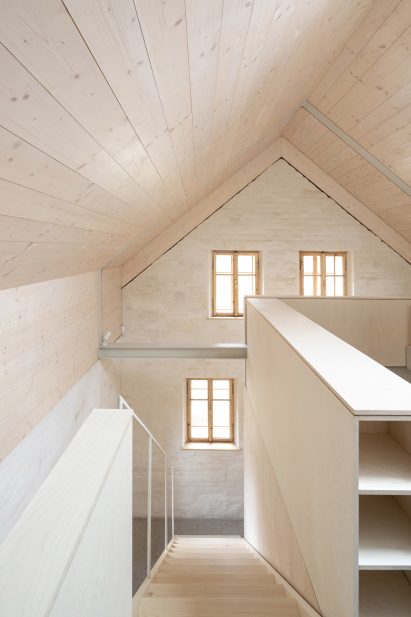Image from House MM's mezzanine level