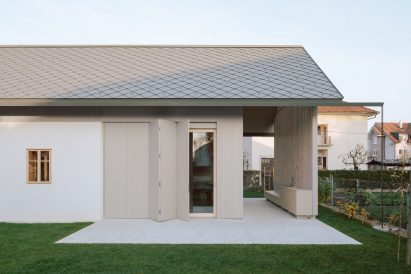 Image of the exterior of House MM and its landscaped garden