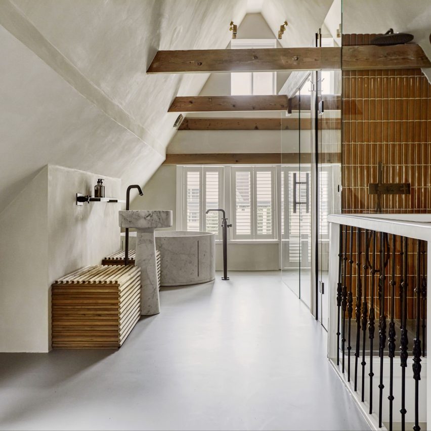 Home Sanctuary by Barde vanVoltt