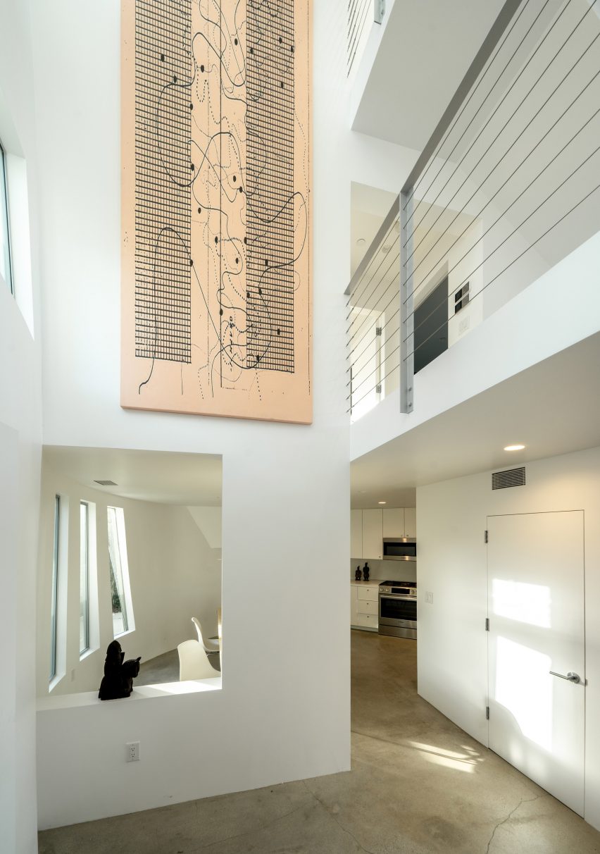 A+M House by Eric Owen Moss