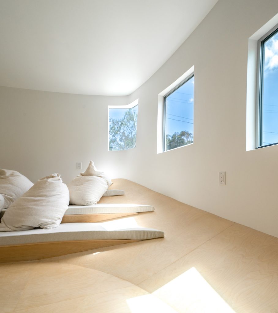 A+M House by Eric Owen Moss