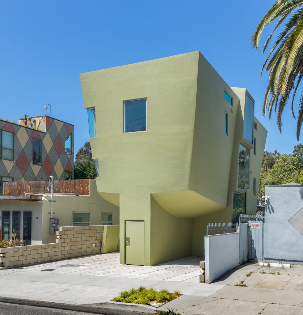 A+M House by Eric Owen Moss