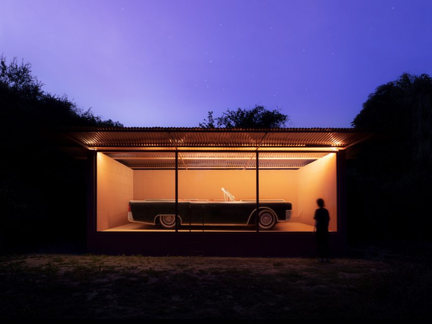 Exterior of the Lincoln Pavilion in France