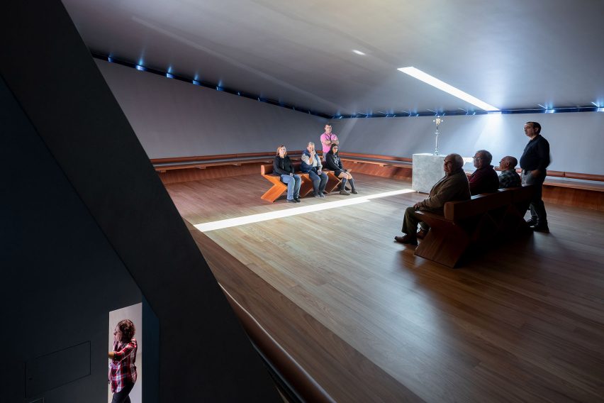 Interior of the Chapel of Eternal Light by Bernardo Rodrigues Architects