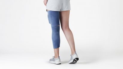 Bionic sleeve walk correct from behind