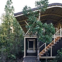 Remote cabin in Chile by Guillermo Acuña is modelled on traditional fishing huts