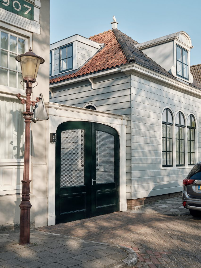 Home Dijkhuis by Studio Modijefsky