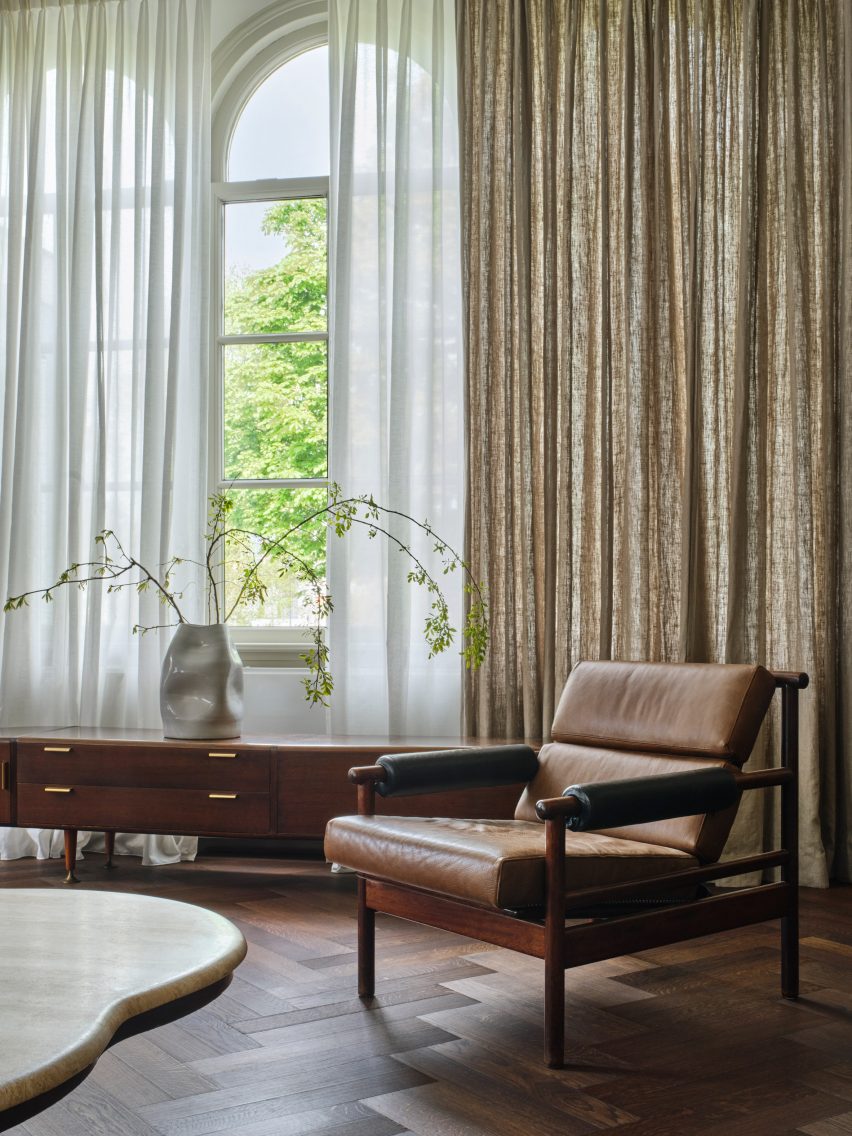 Home Dijkhuis by Studio Modijefsky