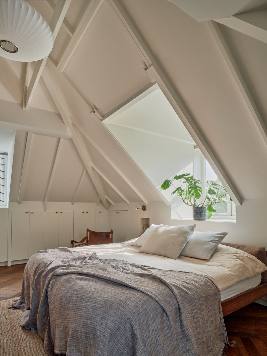 Home Dijkhuis by Studio Modijefsky