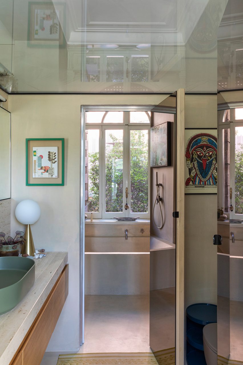 Diplomat's House in Rome by 02A