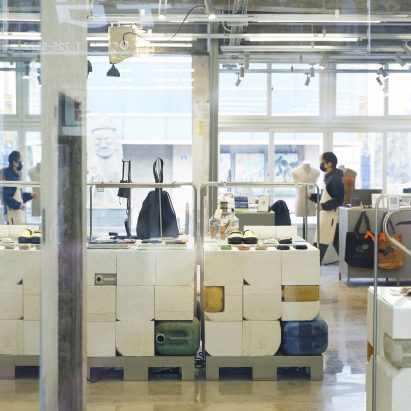 Kolon Sport Sotsot Rebirth by Jo Nagasaka / Schemata Architects