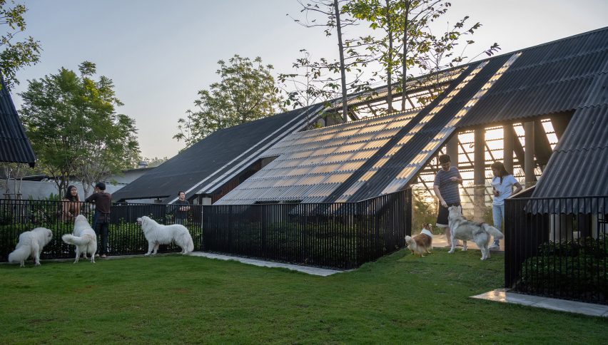 EKAR's Dog/Human House in Thailand
