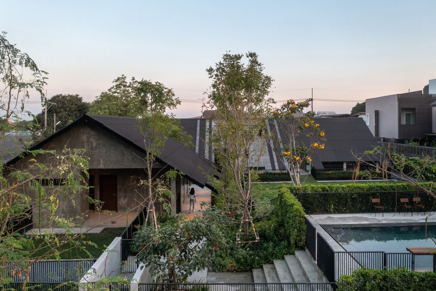 EKAR's Dog/Human House in Thailand