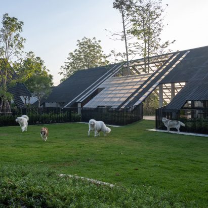 EKAR's Dog/Human House in Thailand