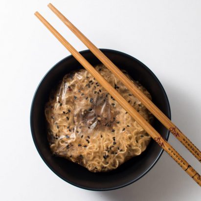 Dissolvable ramen packaging by Holly Grounds