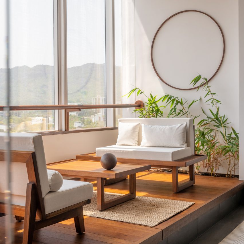 811 by Tasa Designs