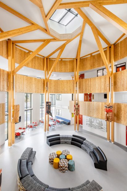 Glulam pin wheel