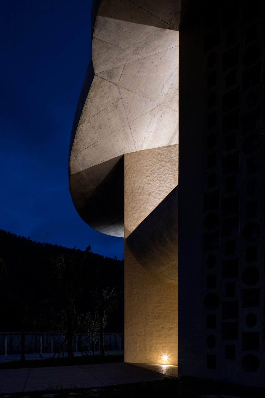 Exterior of The Kaleidoscope in Vietnam by Inrestudio