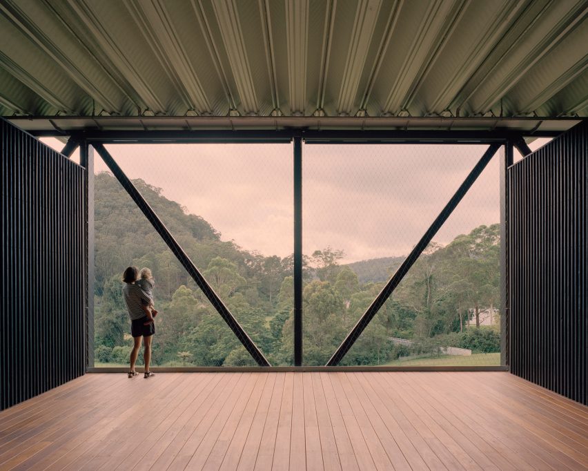 KTA completes Bundanon Art Museum in Australia with inhabitable flood bridge