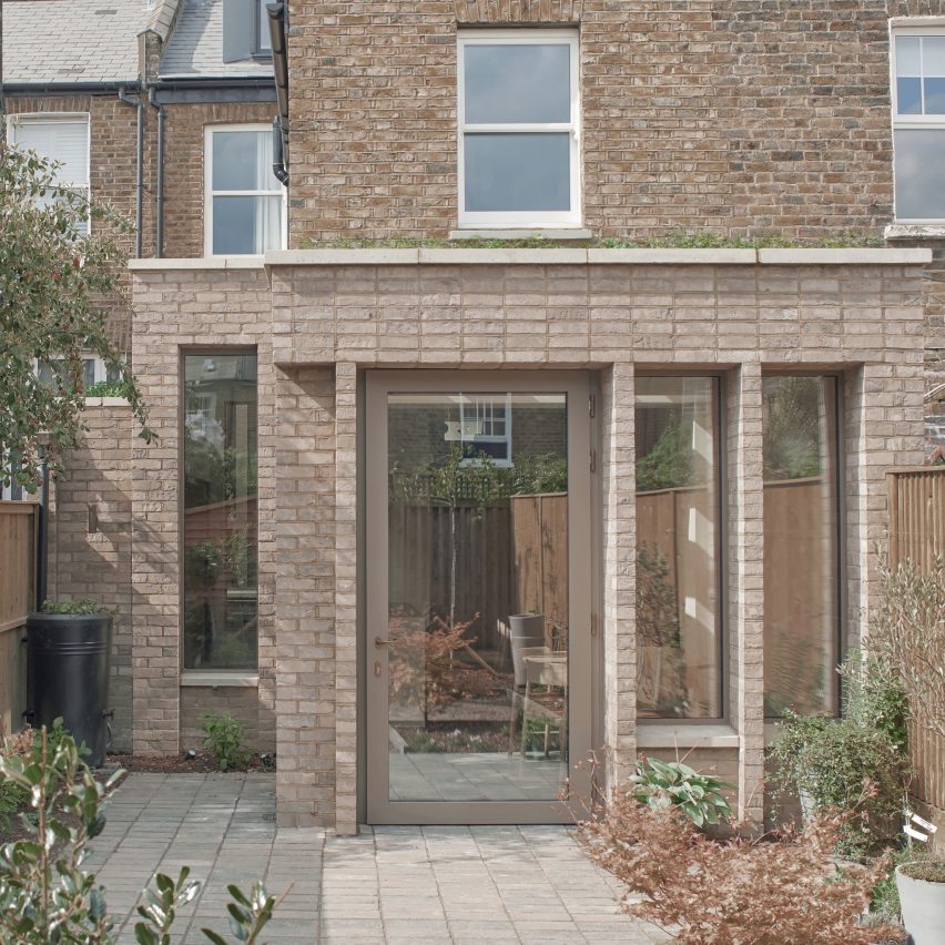 A-100 House