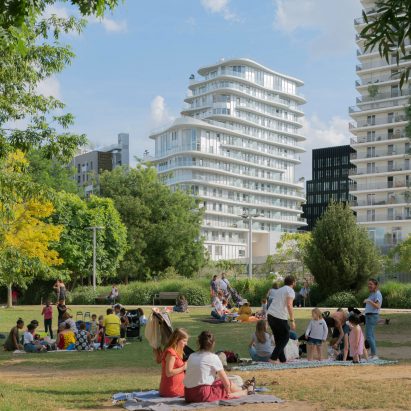 MAD housing at Clichy-Batignolles in Paris