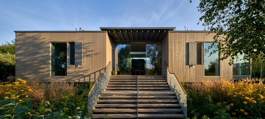 Exterior of March House by Knox Bhavan