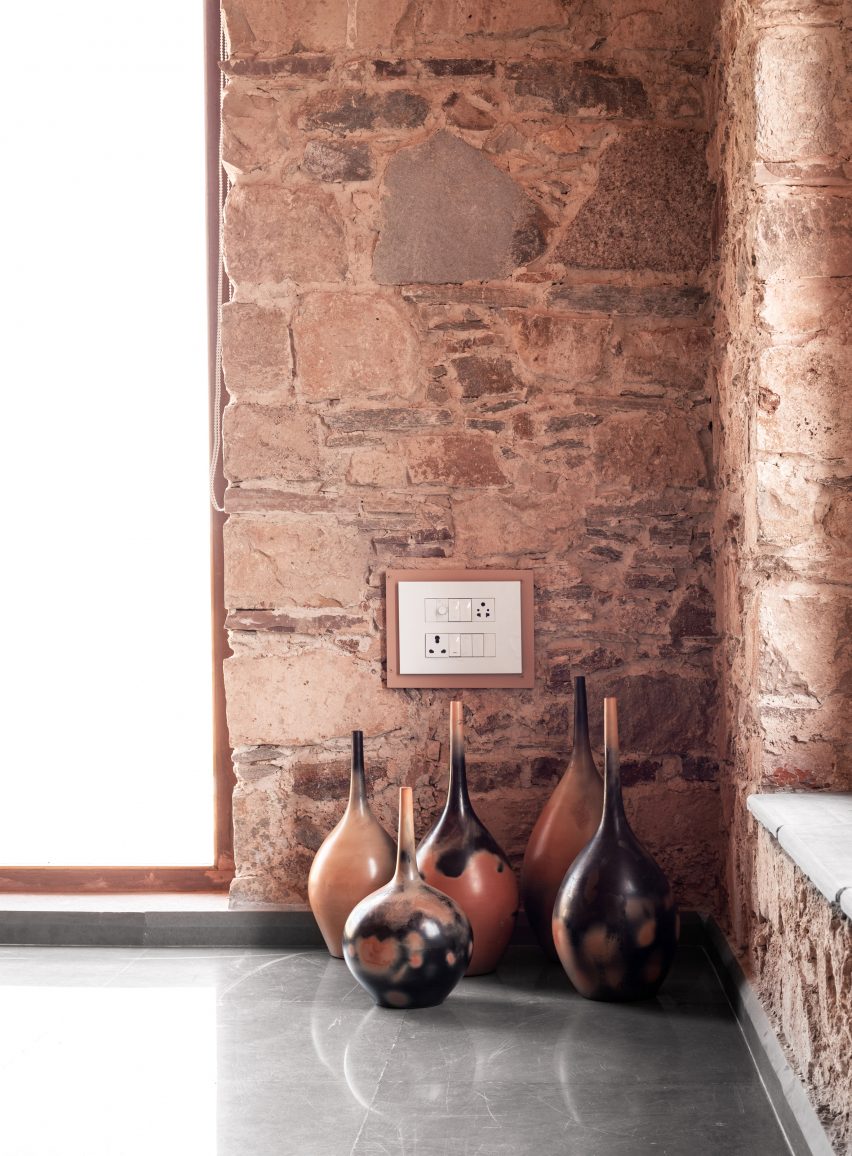 Stone walls, Mud House by Sketch Design Studio