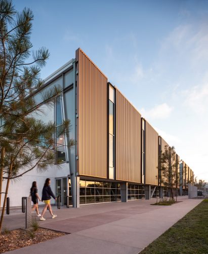 Obama sports complex LA exterior
