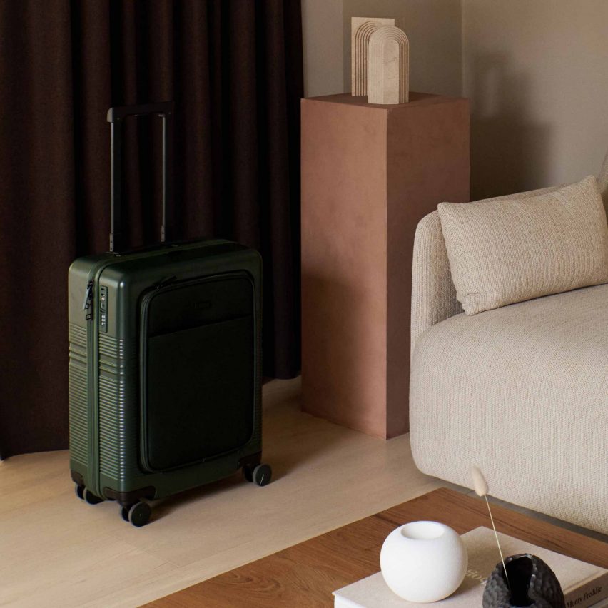 Nortvi Suitcase by Nortvi