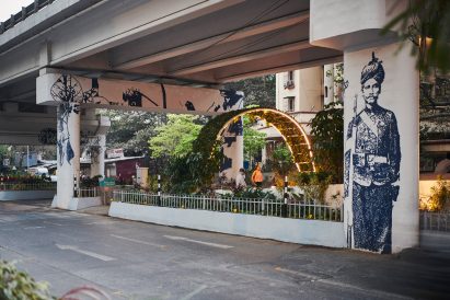 Public landscape beneath Mumbai flyover