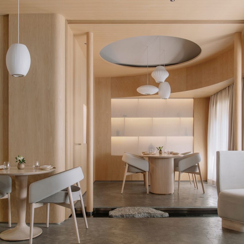 Restaurant Lunar