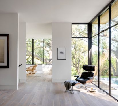 Neutral living space