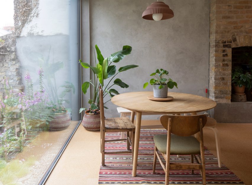 Dublin cottage extension by Scullion Architects