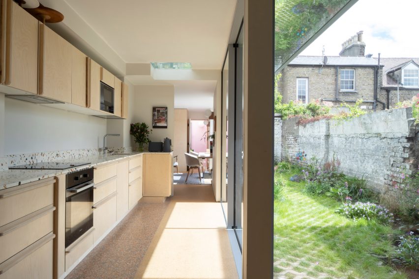 Dublin cottage extension by Scullion Architects