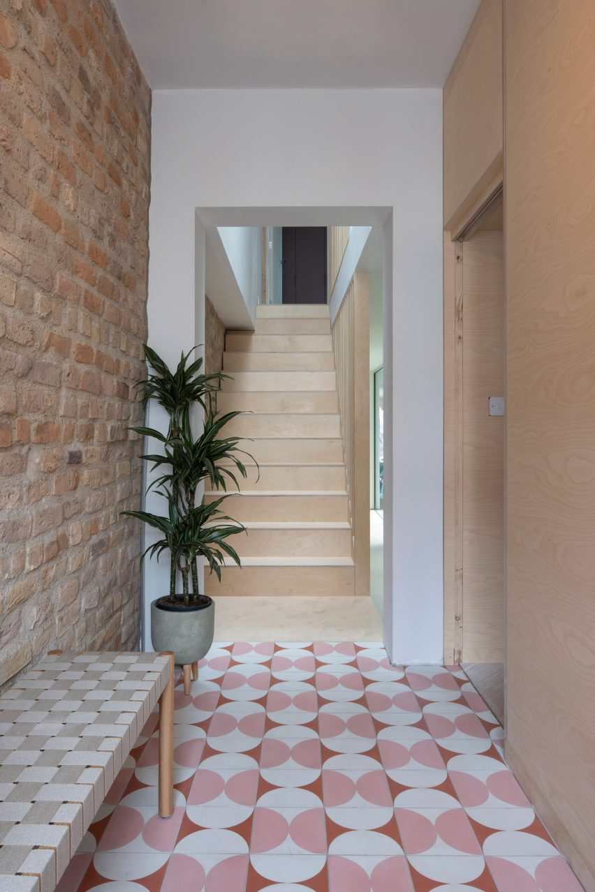 Dublin cottage extension by Scullion Architects