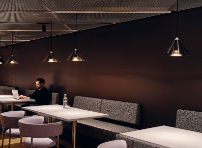 Black walls in TOG at Borough Yards by Studio David Thulstrup