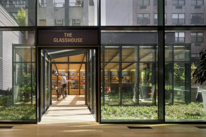 Greenhouse-inspired building