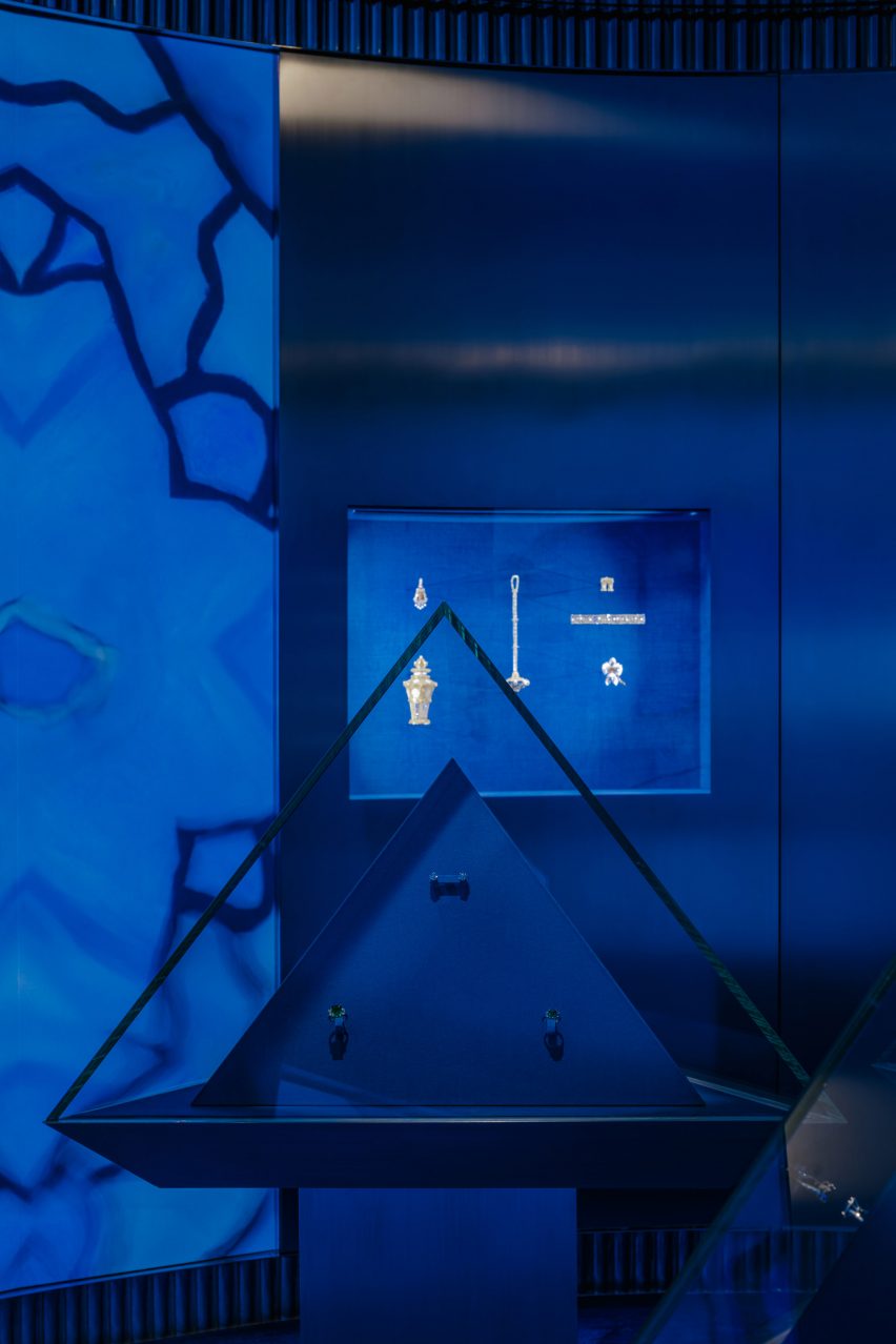 OMA designs Tiffany pop-up shop in Paris