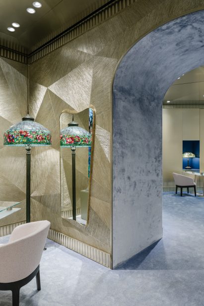 Velvet-lined archway in jewellery store by OMA