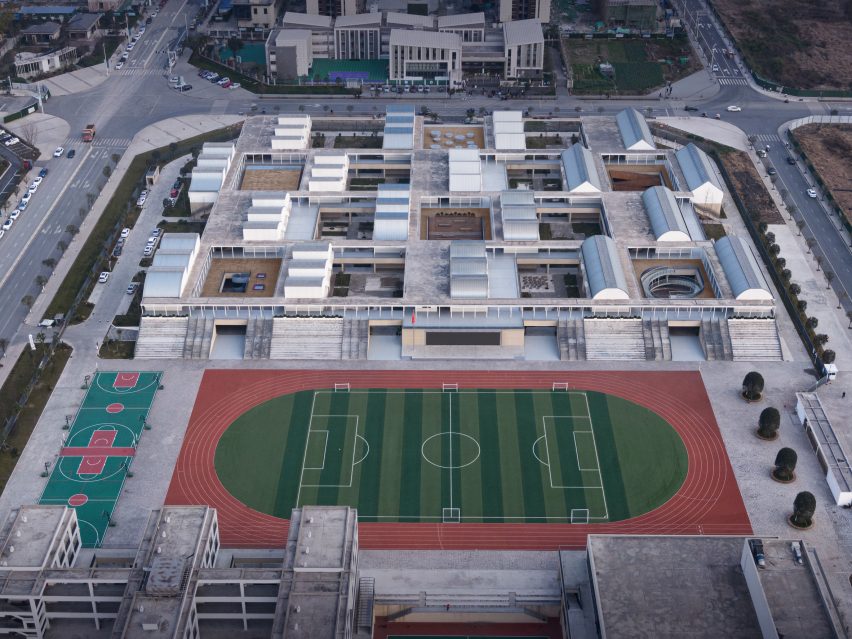 Quing Yi Jiang Road Elementary School by Trace Architecture Office